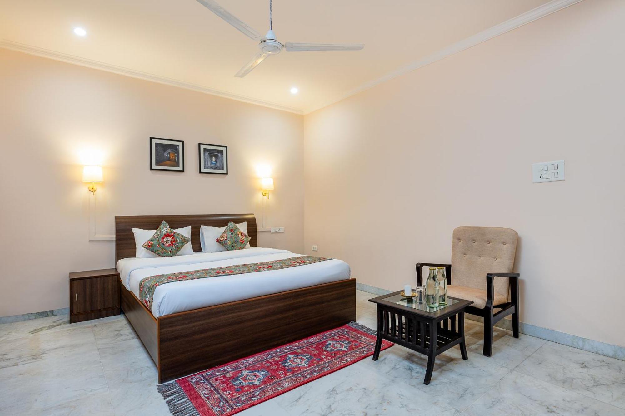 Nine Palms Resort Jaipur Bagian luar foto